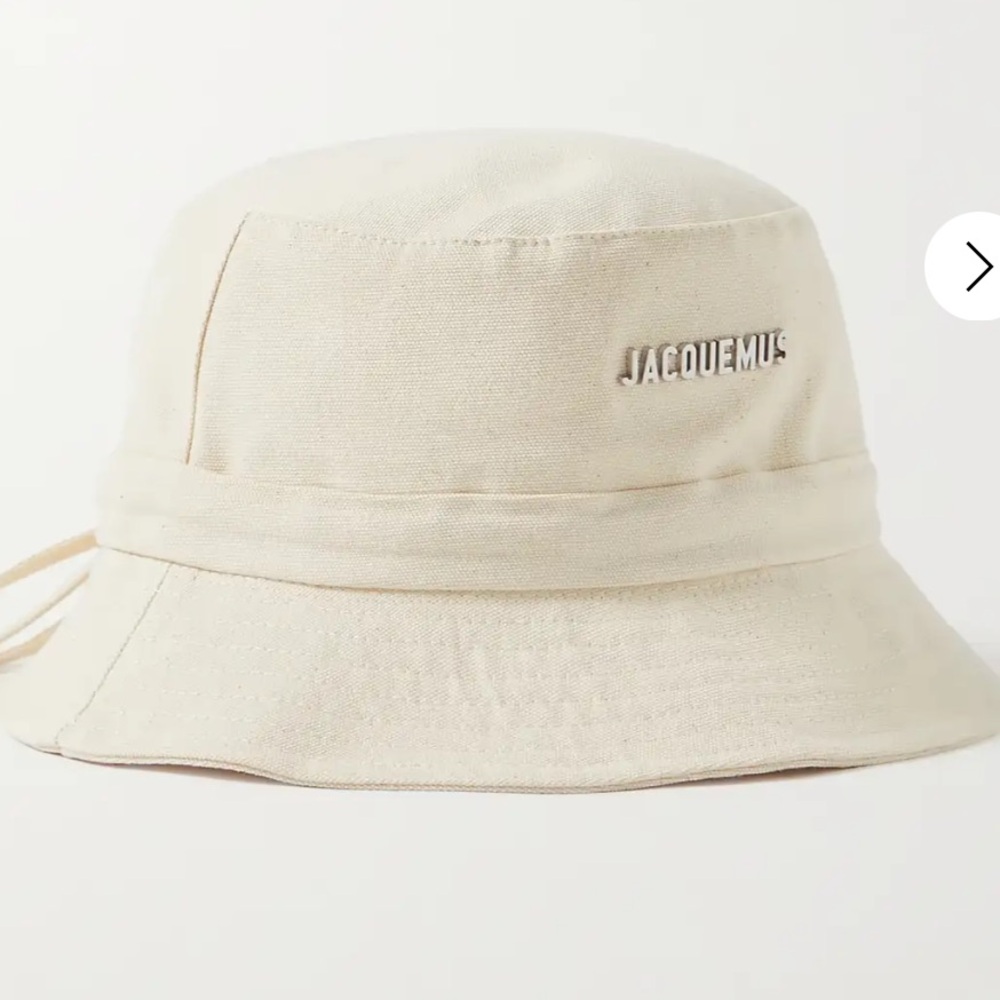 Jacquemus bucket hat